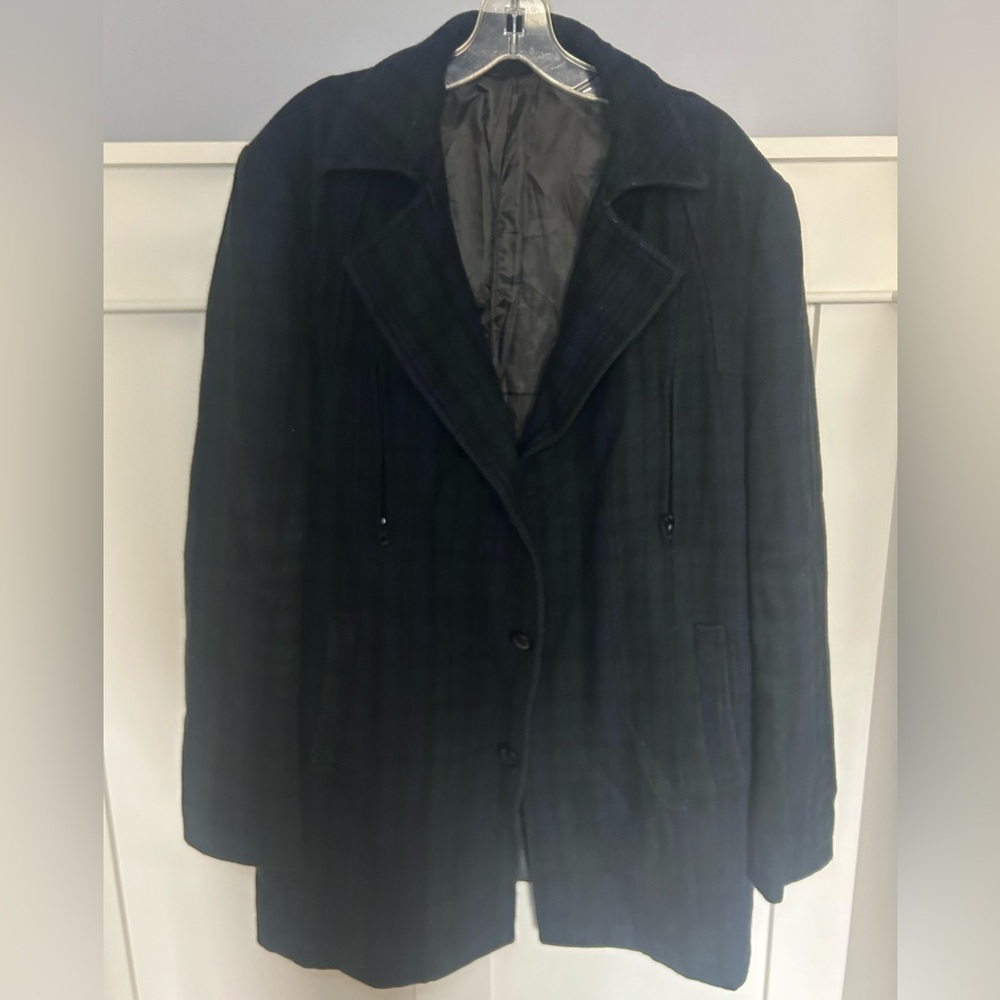 Vintage tartan/plaid medium length wool coat